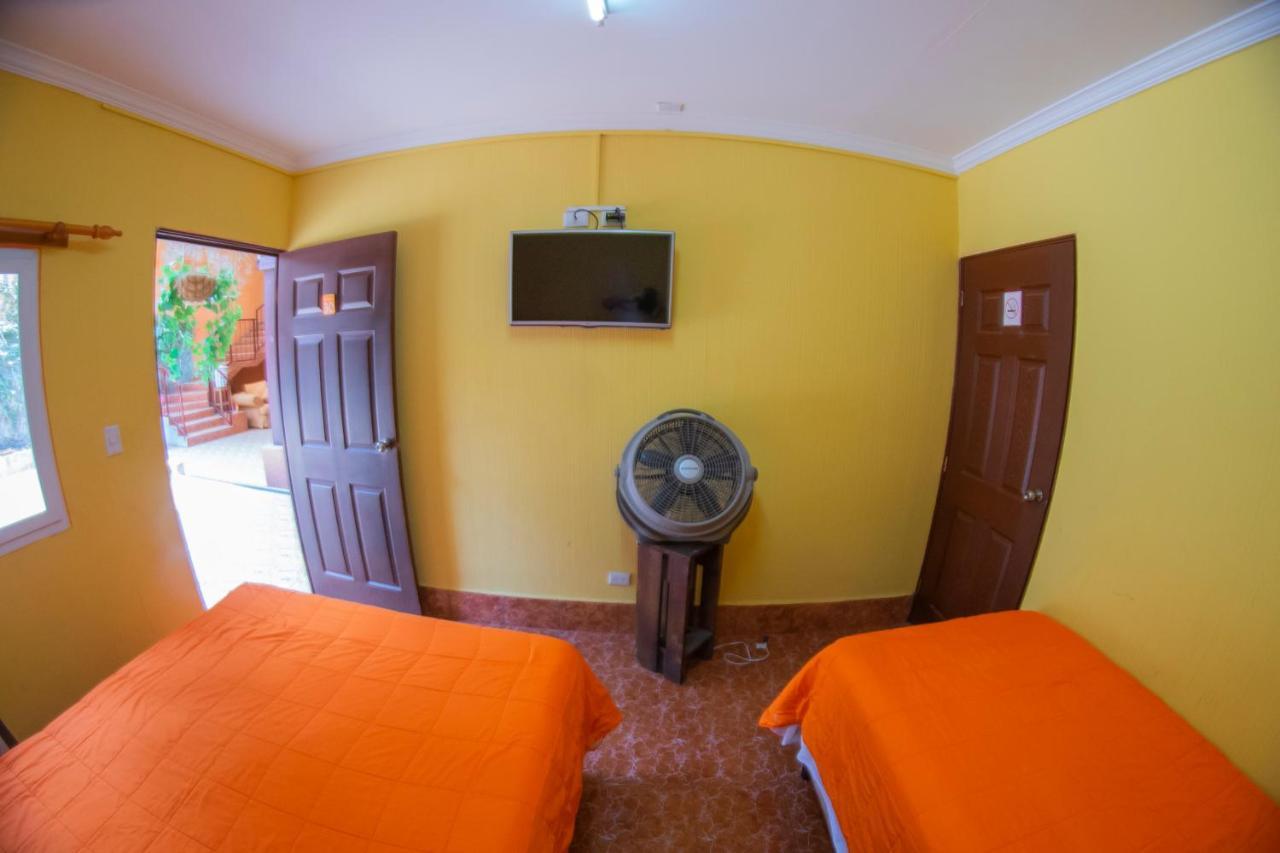 Euro Hostal Guatemala City Exterior photo